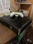 Приставка Xbox 360 Slim с хорошим комплектом