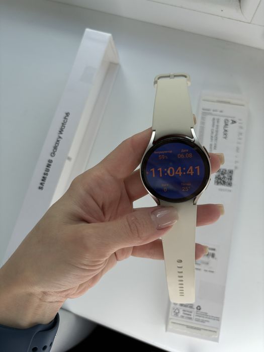 Годинник Samsung galaxy watch 6 в ідеалі