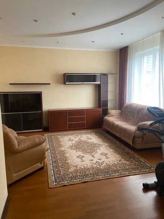 Продаж 2 кім Позняки Осокорки Урлівська Ремонт Терміново Вид В Двір