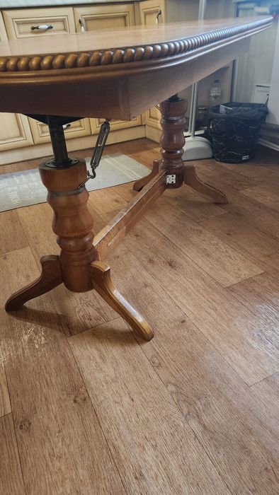 Стіл кухонний дерево шпон