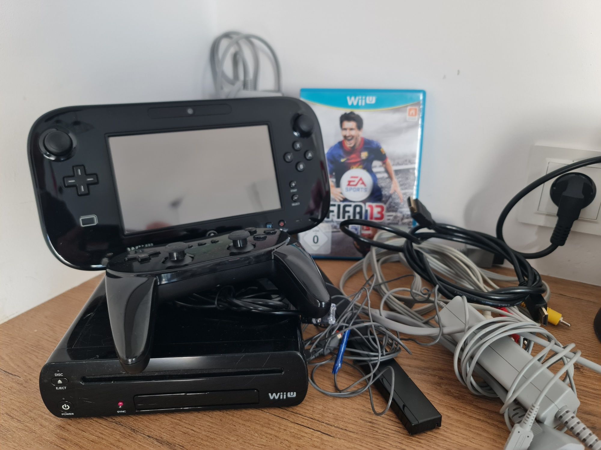 Wii u Konsola Nintendo Wii U plus gra Fifa
