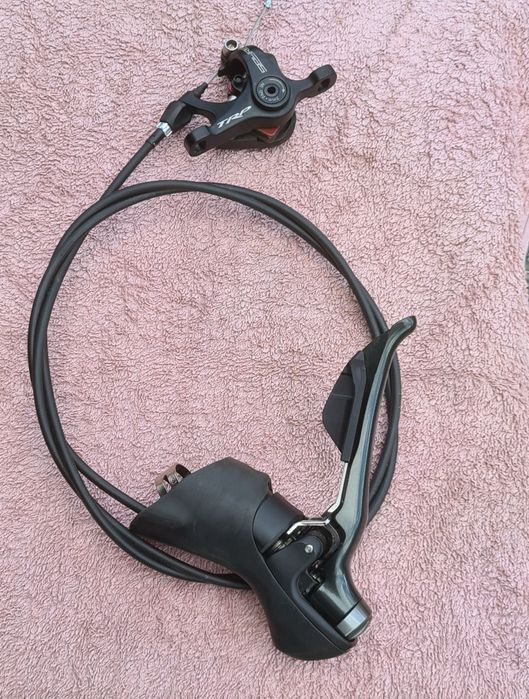 klamkomanetka prawa tiagra st-4700 2x10 z hamulcem trp spyre