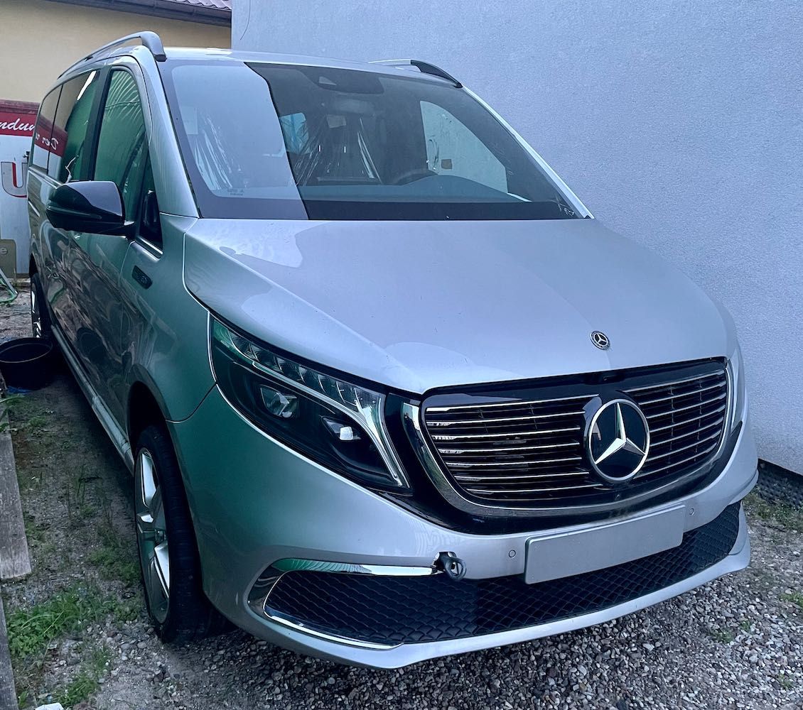 Mercedes EQV - kompletny przód - nowy