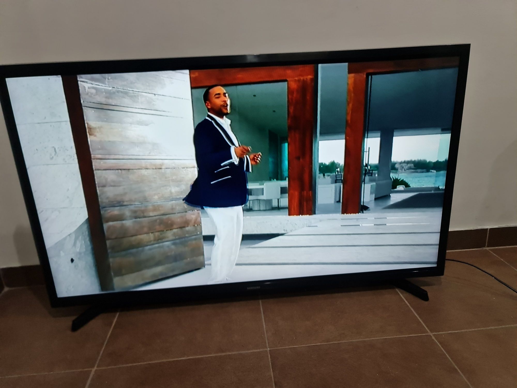 Tv Samsung 40 cali smart tv