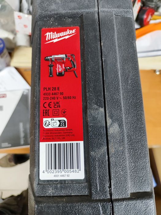 Młotowiertarka Milwaukee PLH 28 E