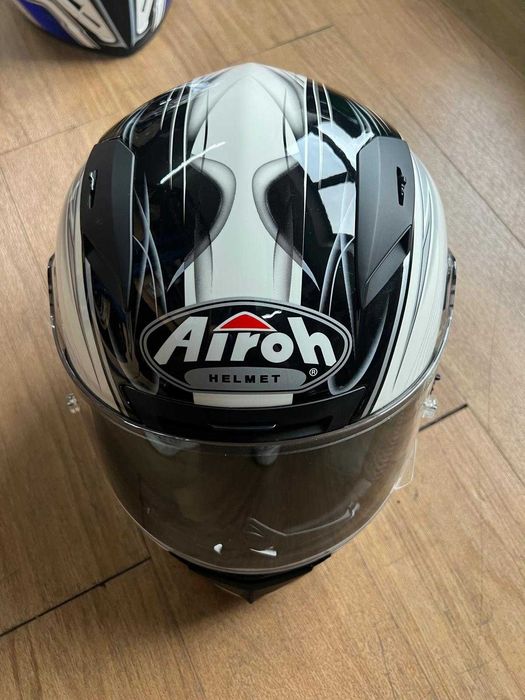 Capacetes AGV/AIROH