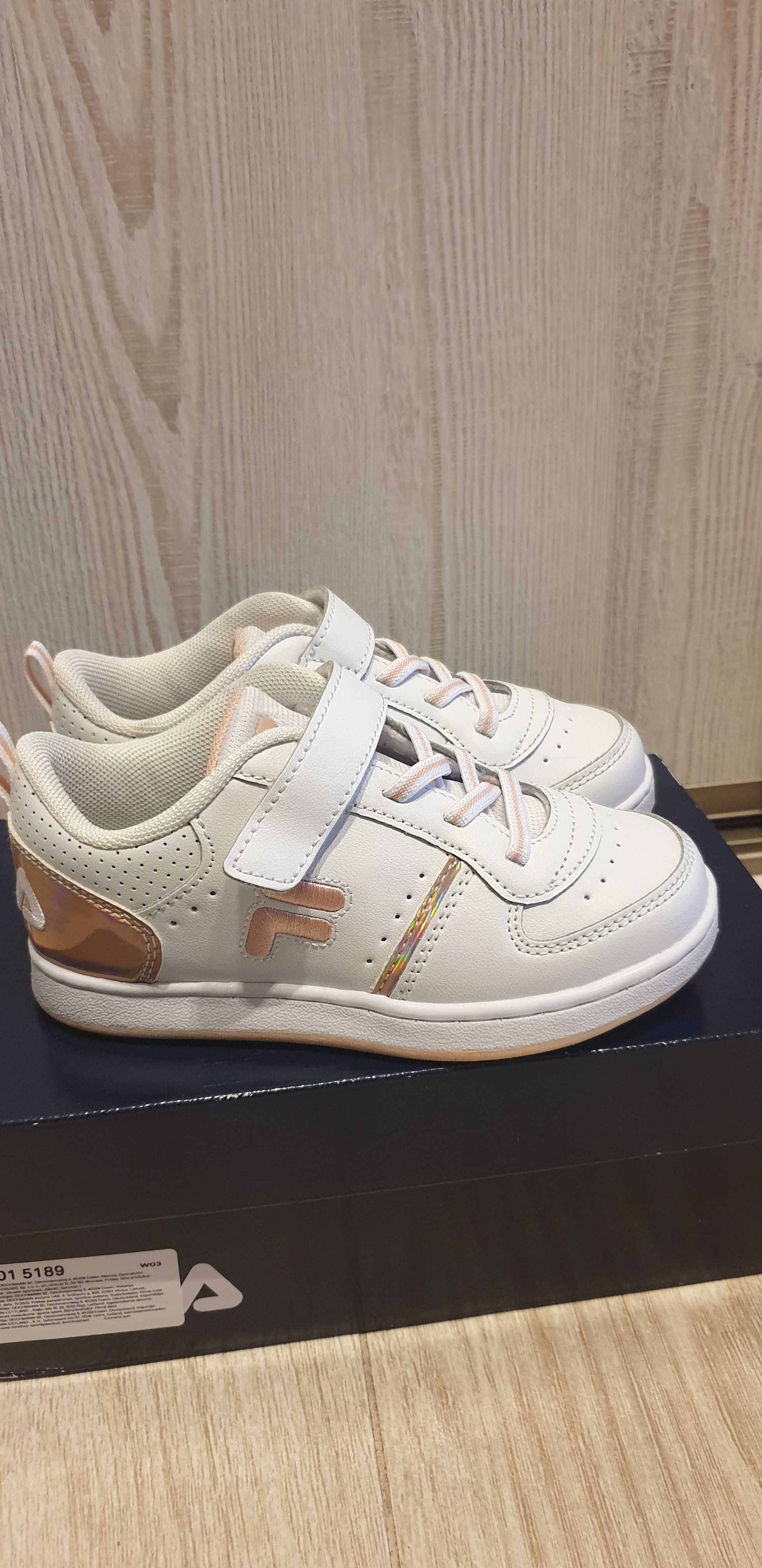 Sportowe buty FILA dla dziewczynki, r. 27 – świetny stan!