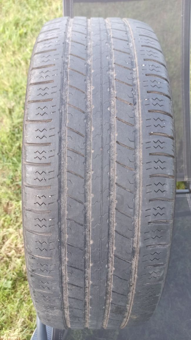 Одна шина Good Year Viva 3 All season 235/65R17