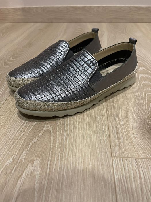 Еспадрільї Bata Італія 38 розмір US7 24,7смортопедична стєлька шкіряна