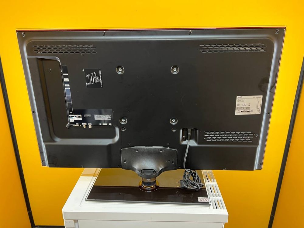 Телевізор Samsung UE40D5700 Smart Led Full HD