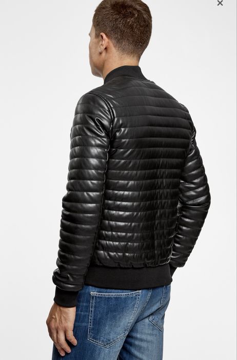 Чоловічий бомбер