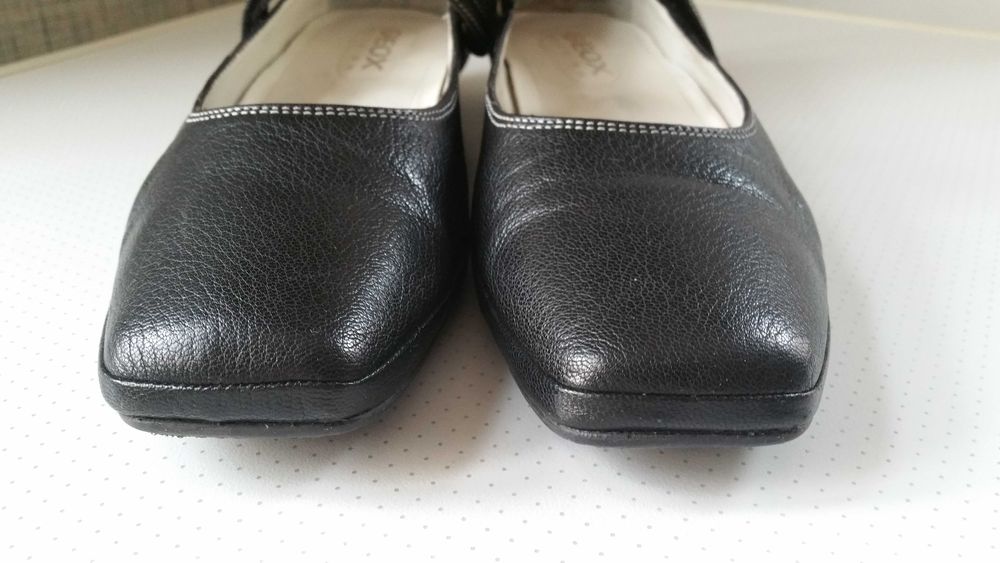 Кожаные балетки GEOX