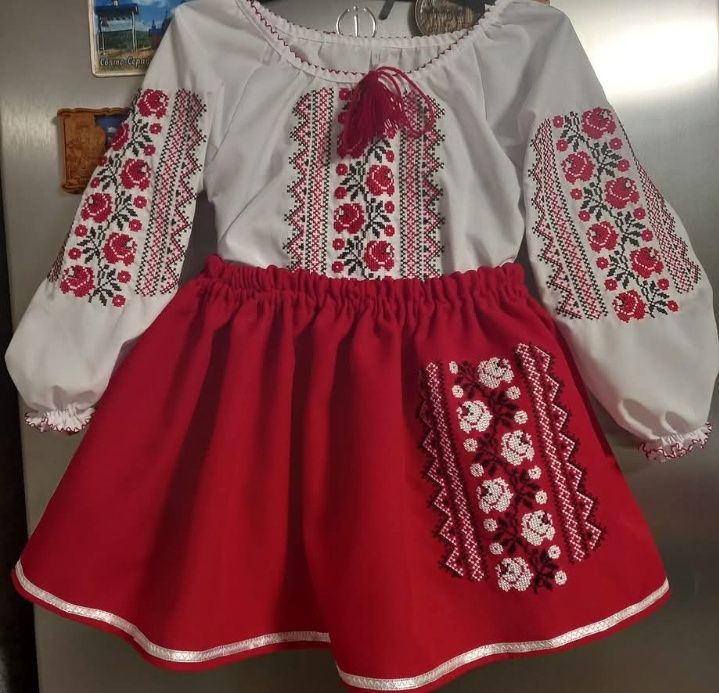 Вишиванка,вишиті плаття,костюми і сорочки