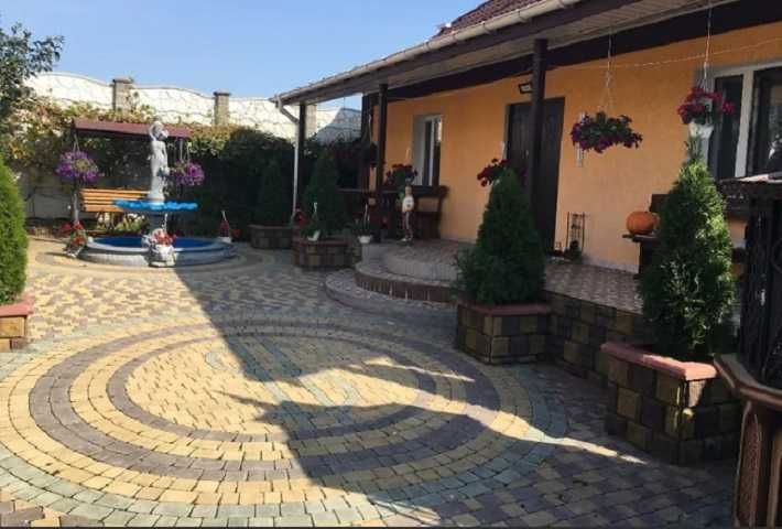 Будинок в Ружичній