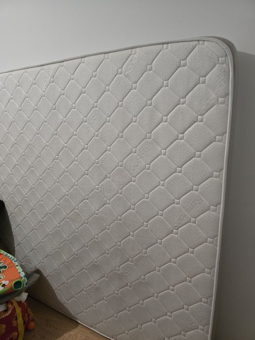 Colchão 200 por 160