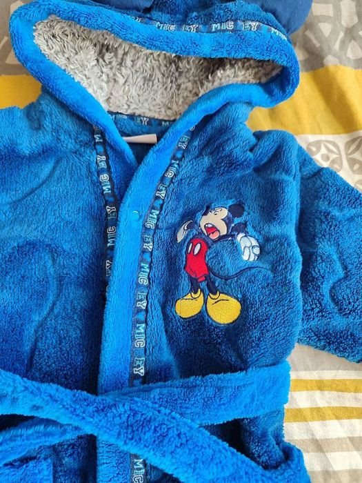 Теплий халат із капюшоном для маленьких 6-9 мес..1э