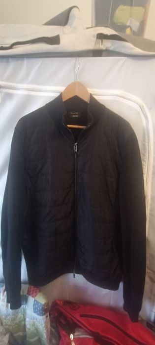 Casaco Massimo Dutti de malha com acolchoado á frente, novo, L 20€