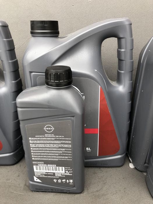 Масло 5w30/масло 10w40/Nissan 5w30 5L C4 - 1469/Nissan 5w40 5л -1459