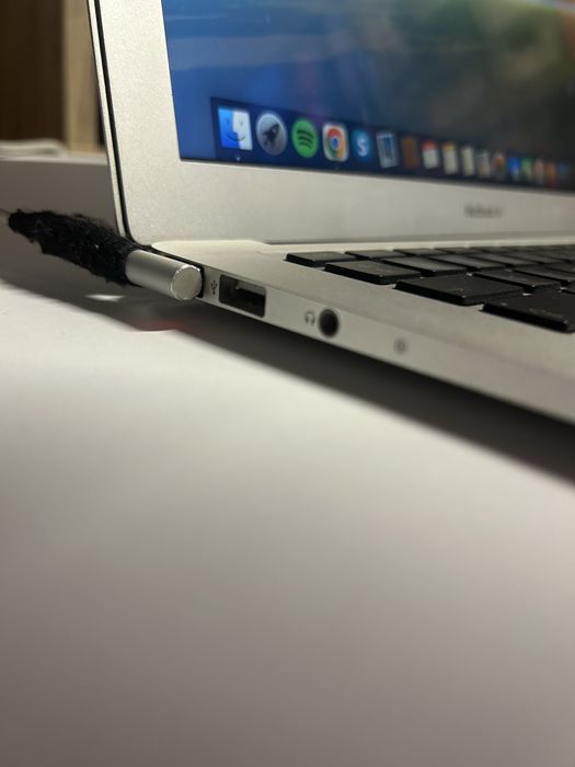 Laptop Macbook Air 13