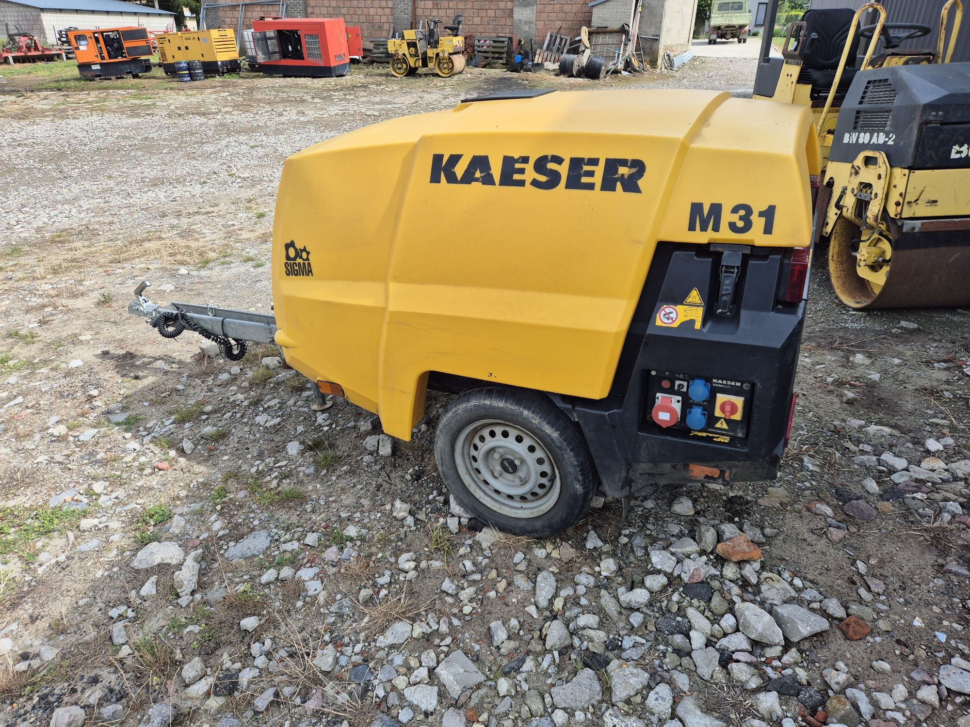 Generator prądotwórczy Genelec 100 KVA Diesel SDMO Kaeser