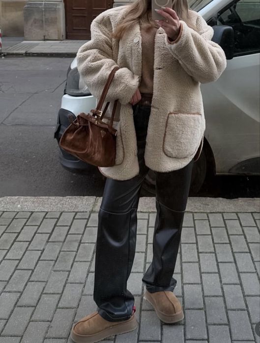 Хутряна куртка Zara  розмір M-L