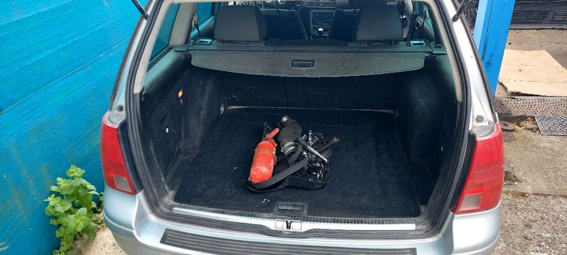 Sprzedam Vw Bora 1.8 T uszkodzona