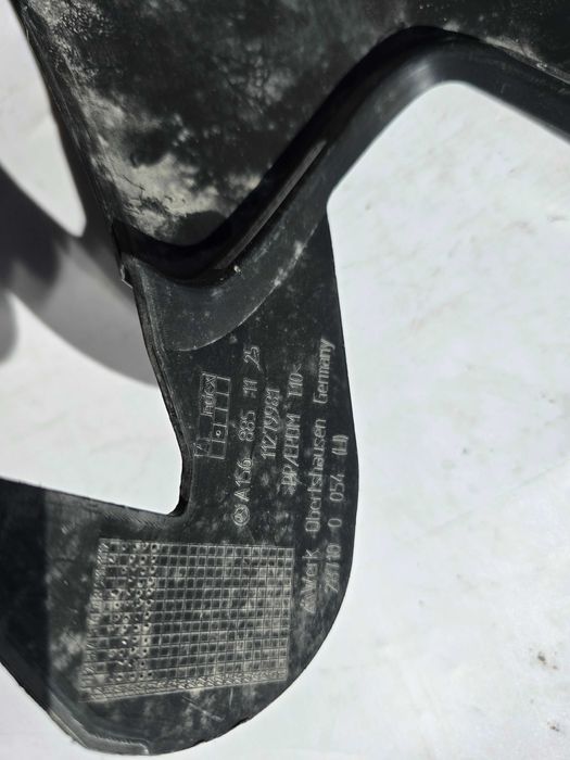 listwy zderzaka przód Mercedes GLA A156