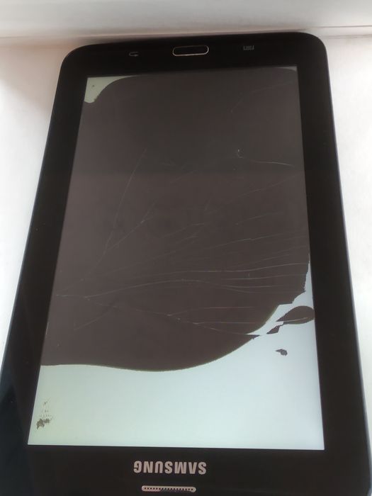 Планшет Samsung  Galaxy Tab 3 SM-T111 "8Gb"