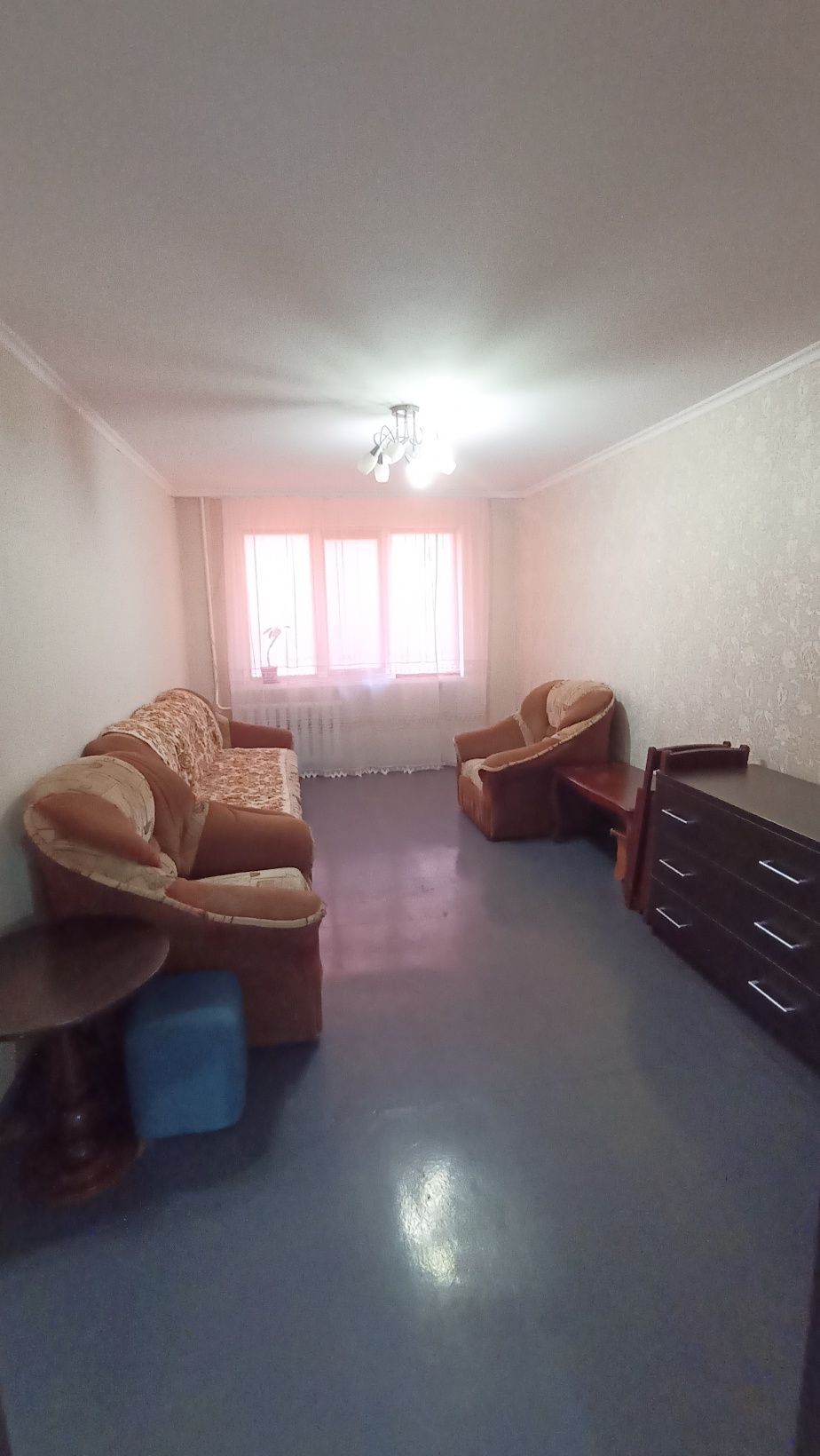 Продаж 2-х кімнатної квартири по вул.Курсова !