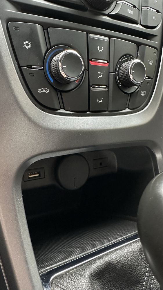 Opel Astra j 2015