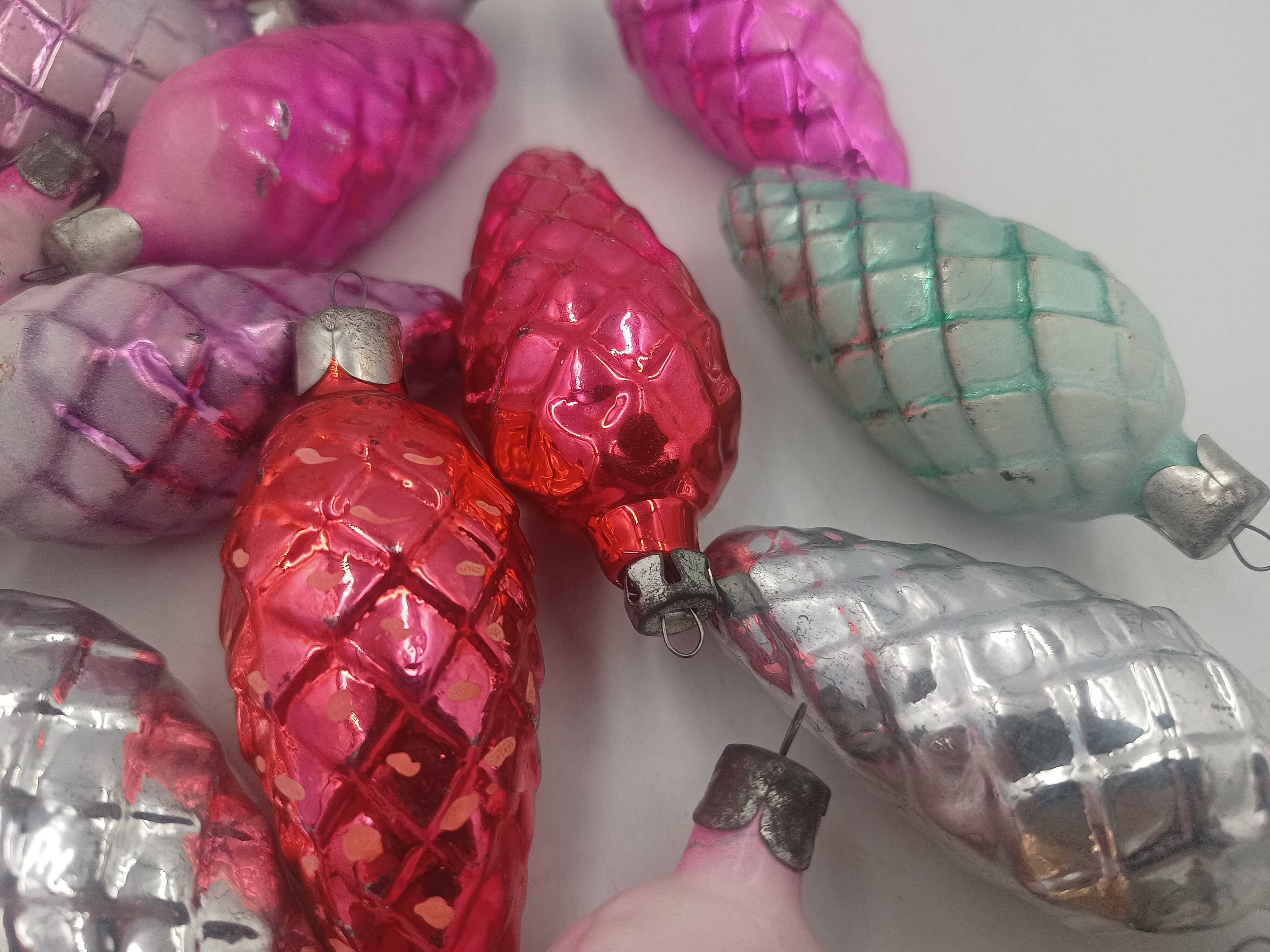 Stare bombki z PRL szyszki ozdoby choinkowe 16 sztuk