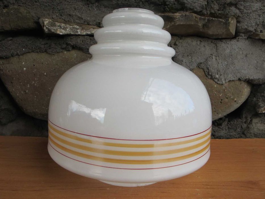 Ciekawy biały szklany klosz_ kuchnia _zwis _E 27_śr 220 x 52 mm