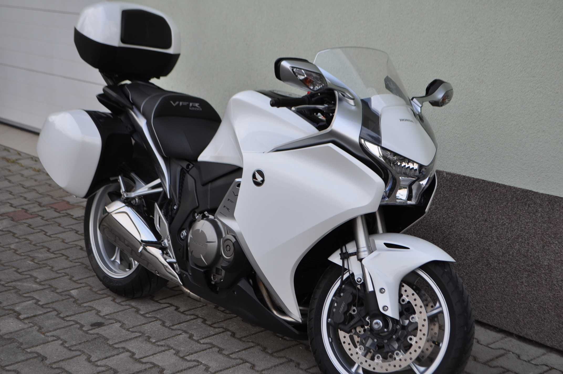 HONDA VFR 1200 r.2011 + 3 KUFRY TYLKO 35000km zzr 1400 hayabusa