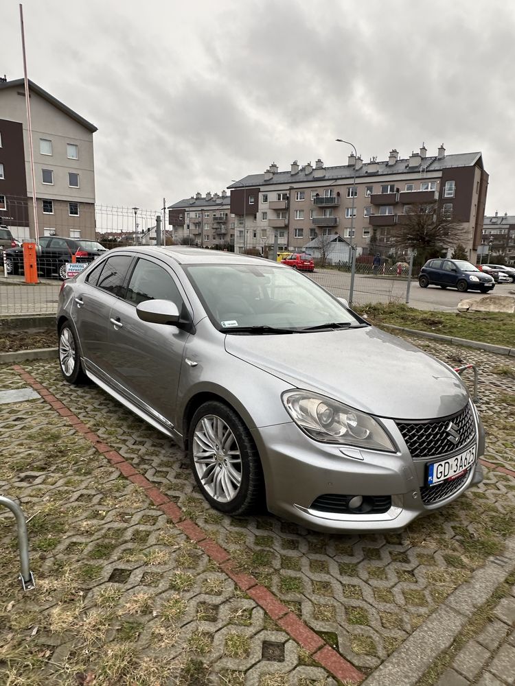 Suzuki Kizashi2.4AT 4WD