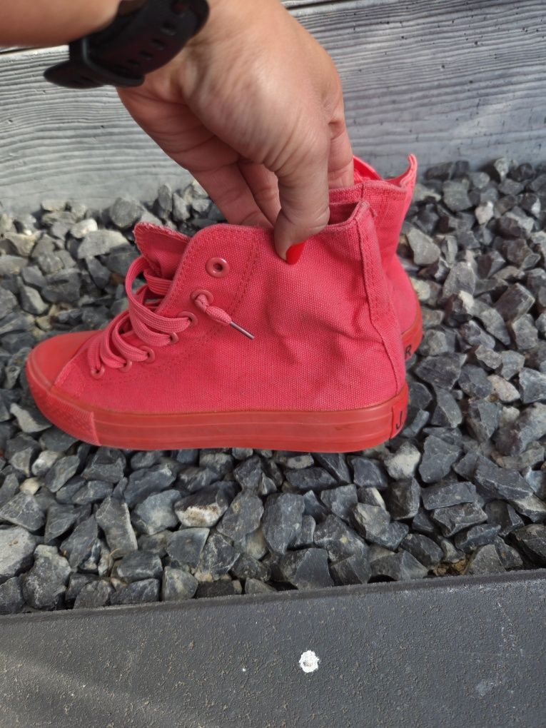 Buty trampki czerwone wysokie r.39