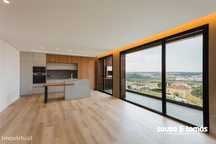 Apartamento T3 DUPLEX Venda em Leiria, Pousos, Barreira e Cortes,Leiri
