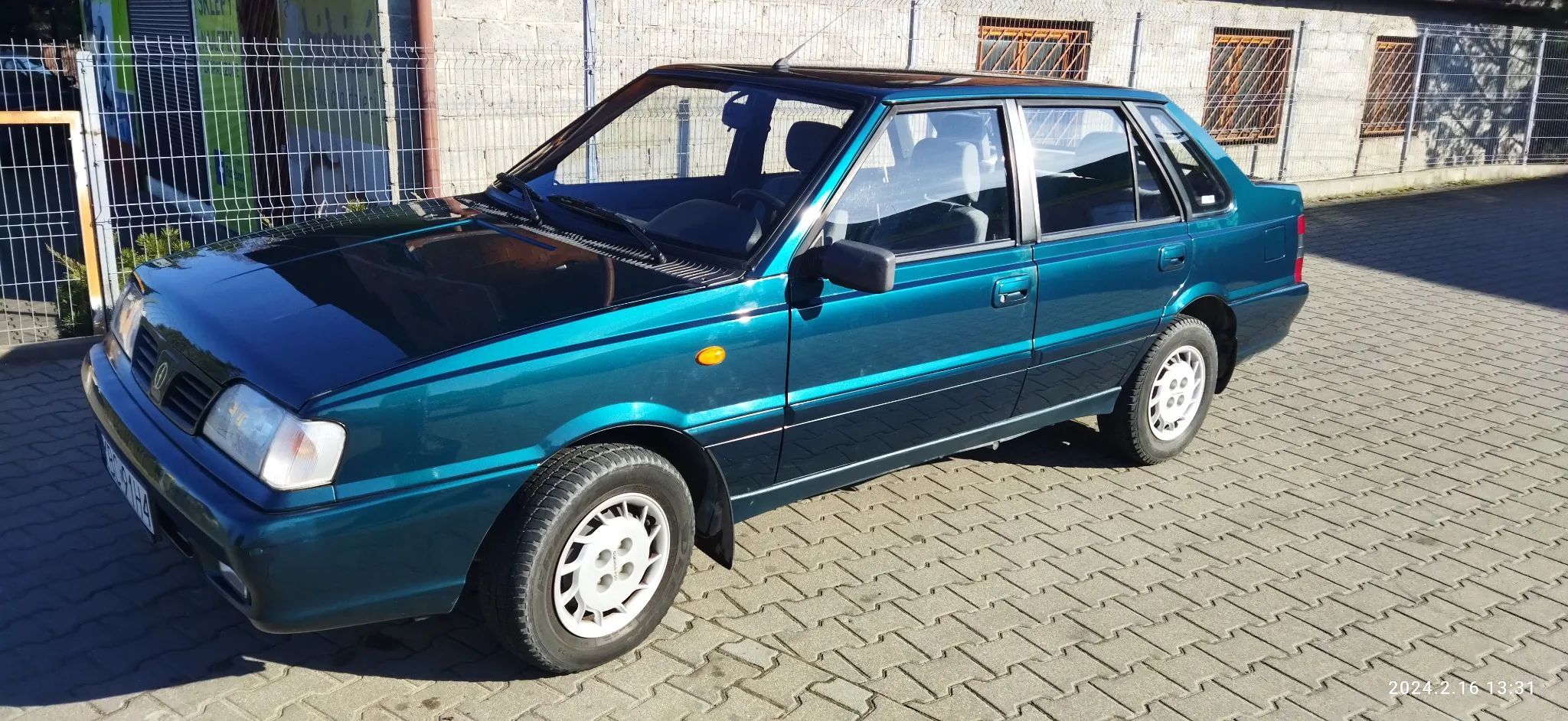 Polonez Atu Polonez Atu plus 1,6 GSI