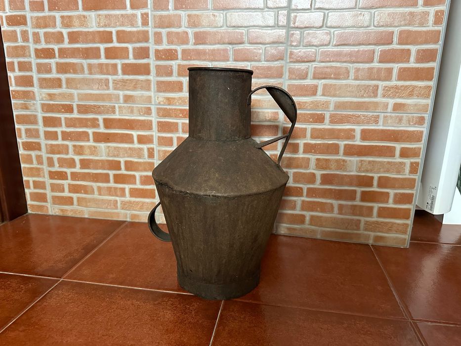 Antiguidades - Cântaro Antigo para Vinho e Água