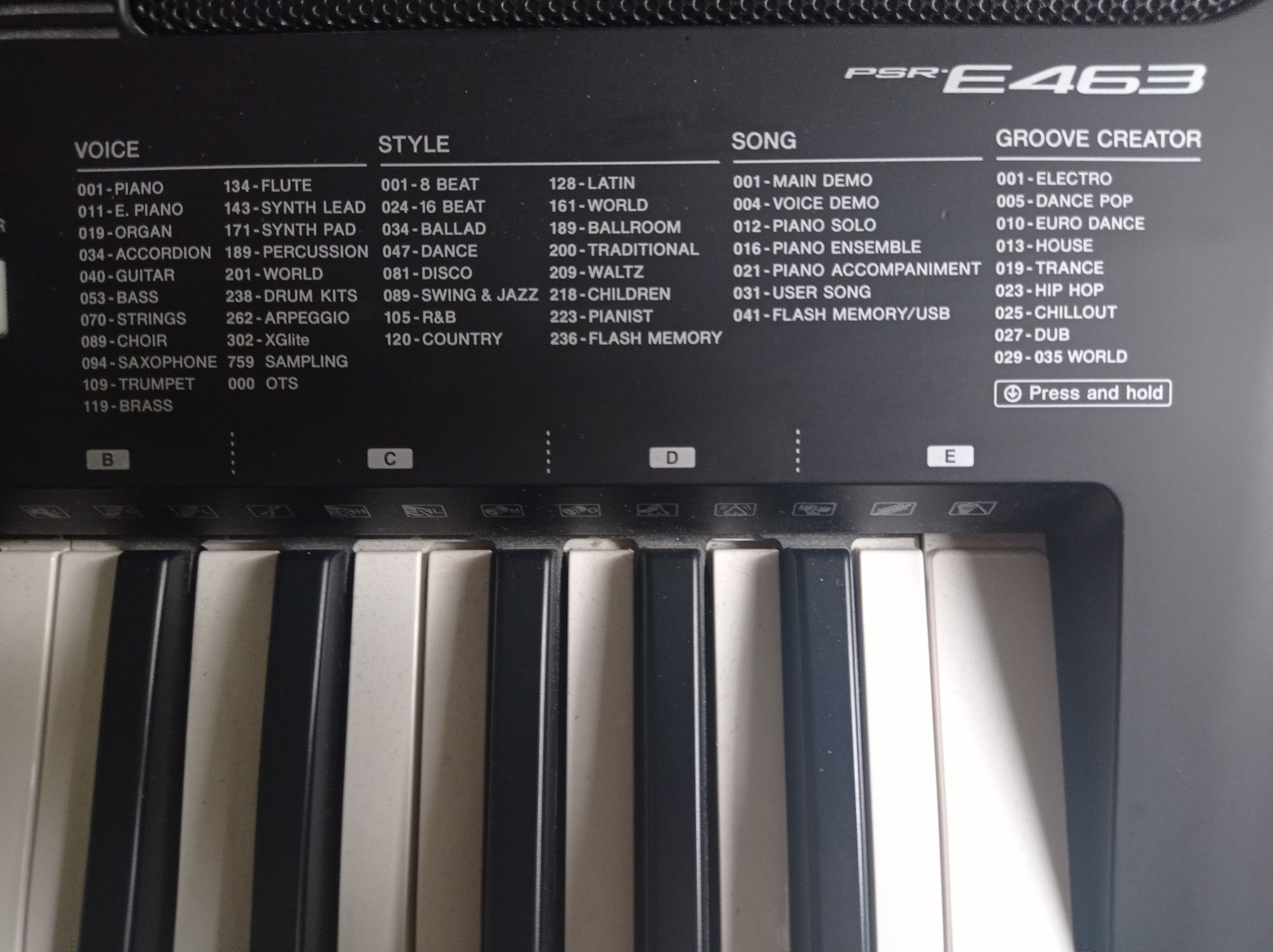 Keyboard Yamaha PSR-E463