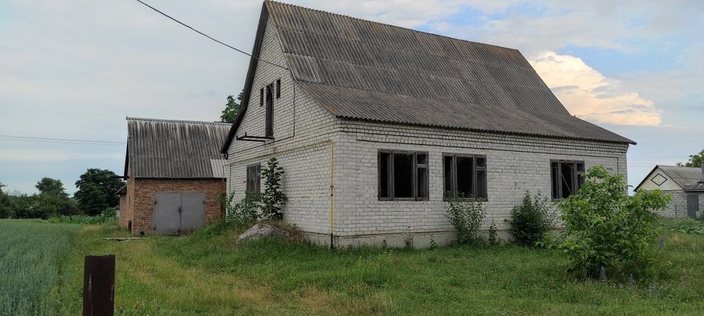 Продам будинок в Золотоніському районі