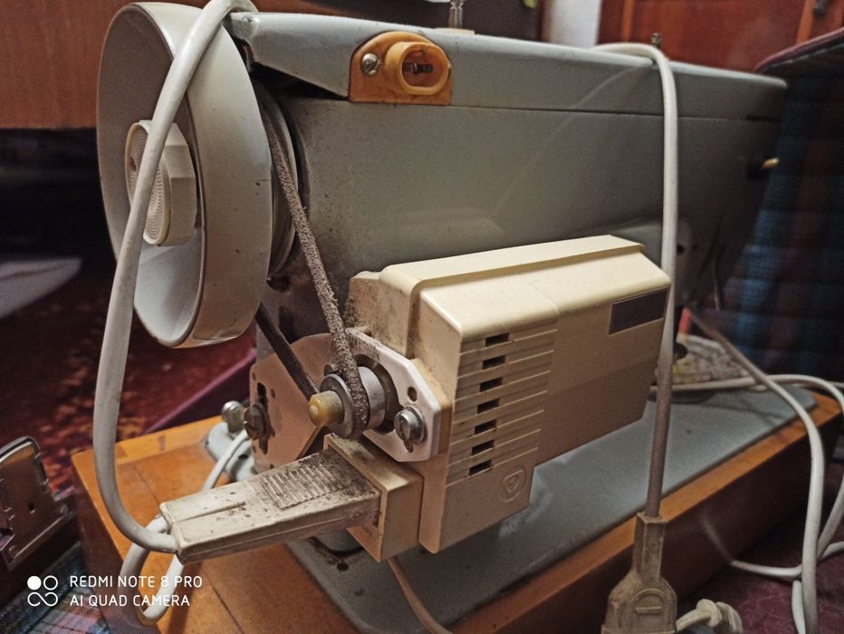 Продам швейную машину "Мальва".