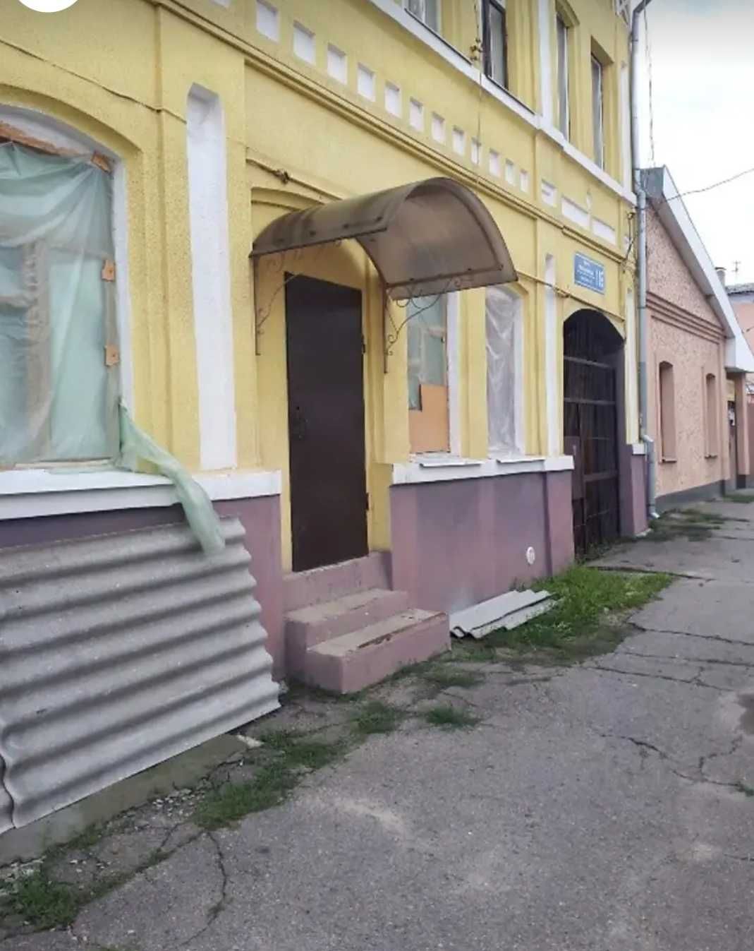 D1R Продам затишну 2 кімнатну квартиру в Центрі, за Новим Цирком
