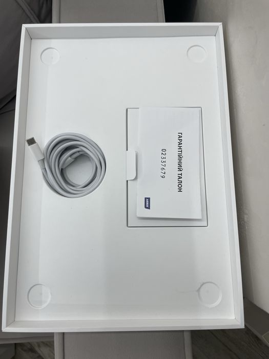 MacBook Air M1,2020 8/256 + Apple Magic Mouse White Multi-Touch