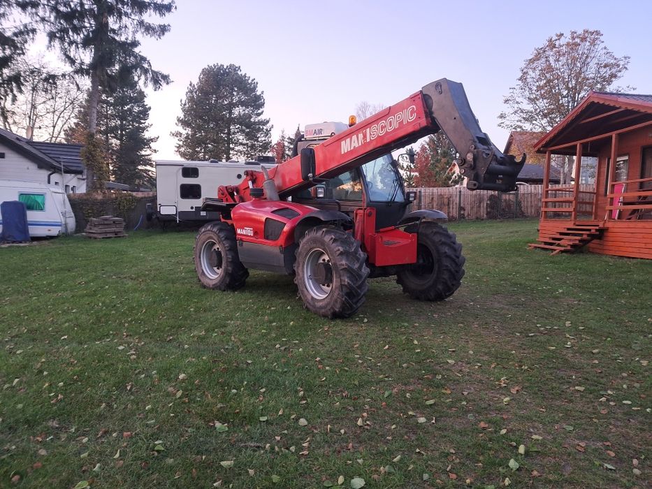 Usługi ładowarką teleskopową 12 m i 9 m oraz usługi rolnicze