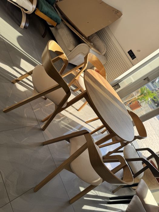 Zestaw mebli STÓŁ FI 100 + 4x krzesło drewniane