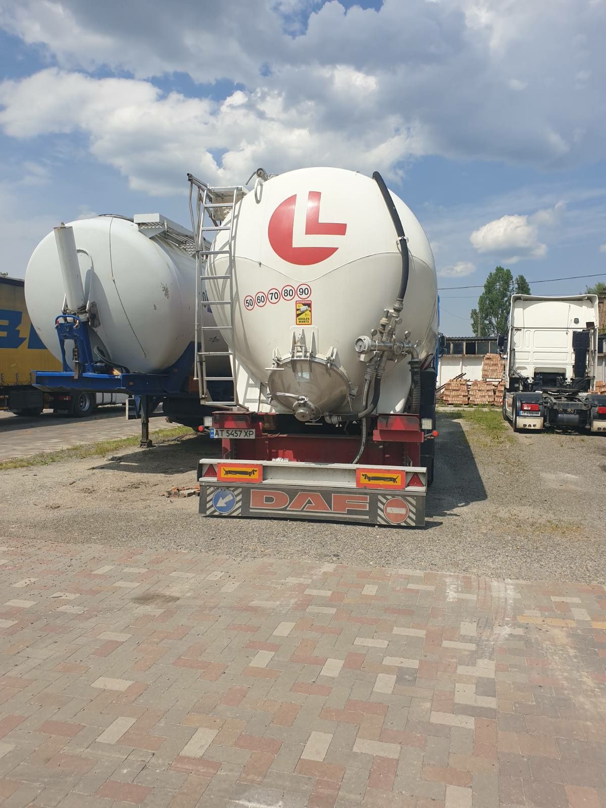 Продам бочку-силос-самоскид для всіх видів сипучих, Feldbindеr 2001 р
