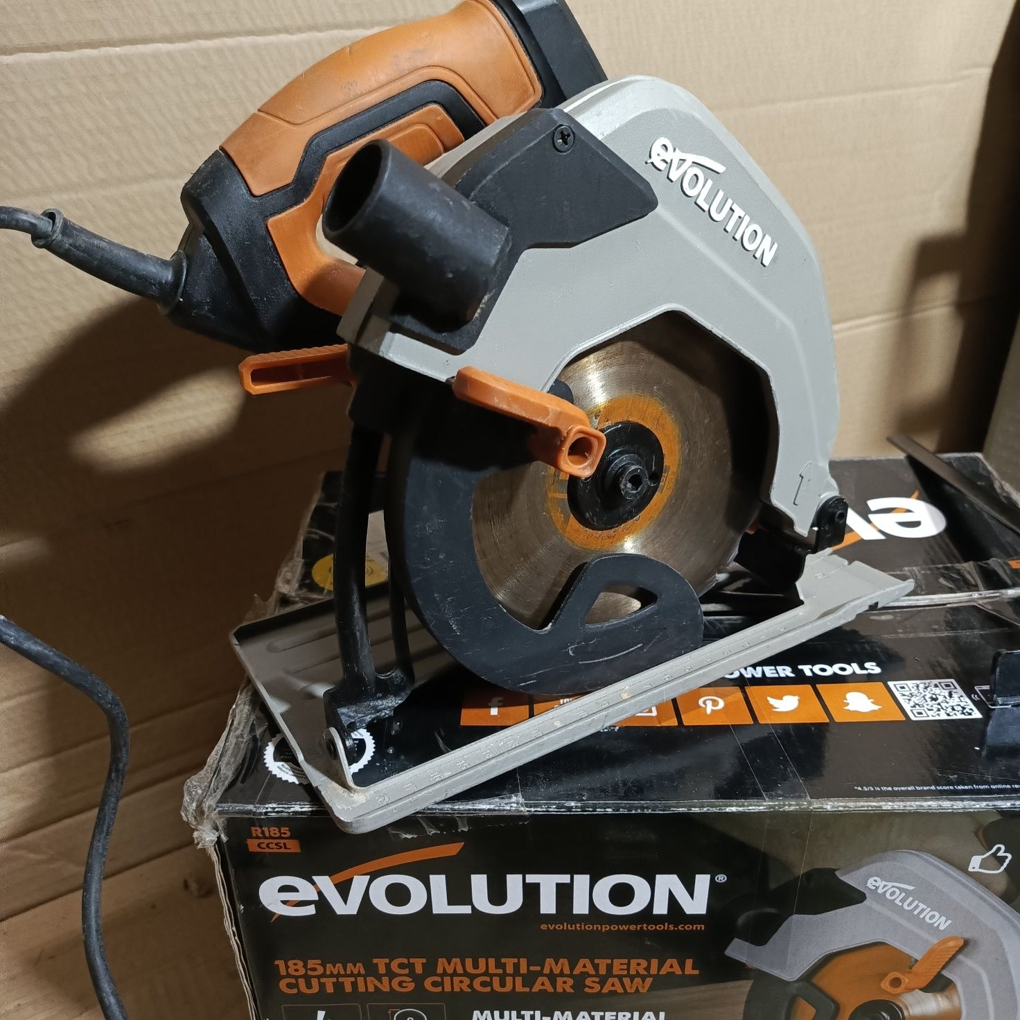 Pilarka tarczowa Evolution 165 mm