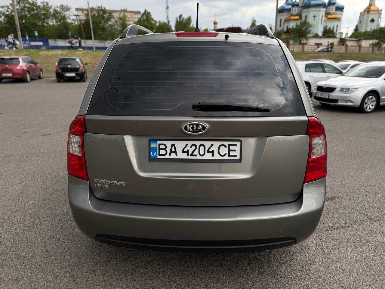 Avtoreal Kia Carens Бензин 2.0