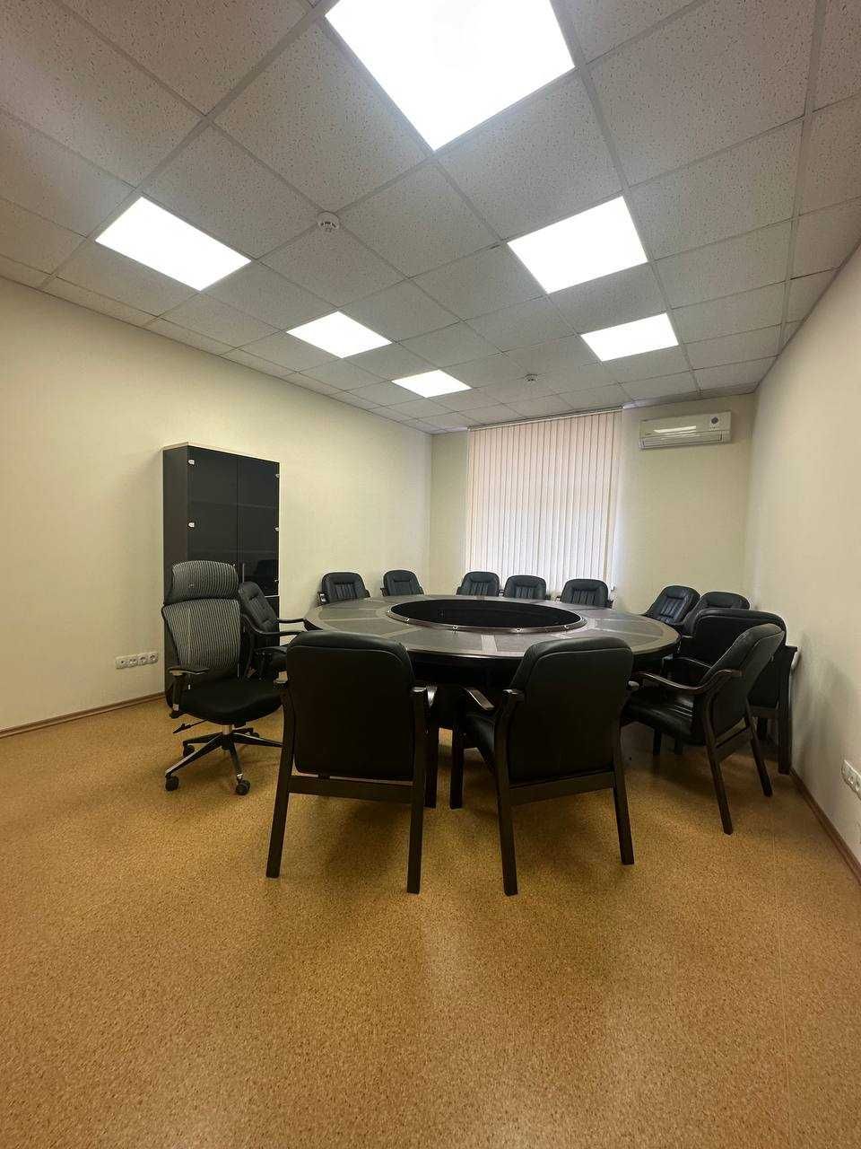 Аренда офиса 210 м² в ЖК Подкова – готовое решение для вашего бизнеса!