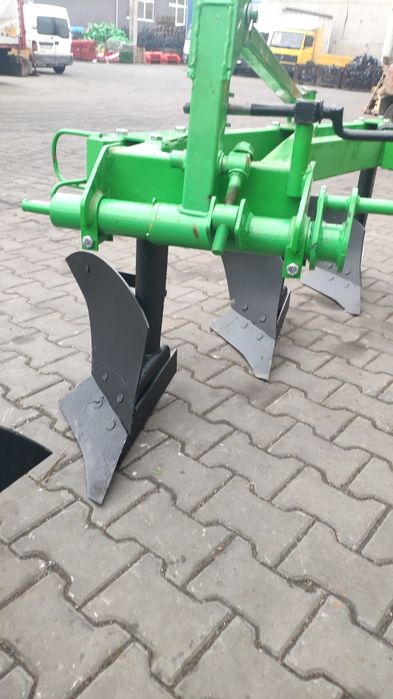 Плуг польський Bomet Оригінал потужна рама